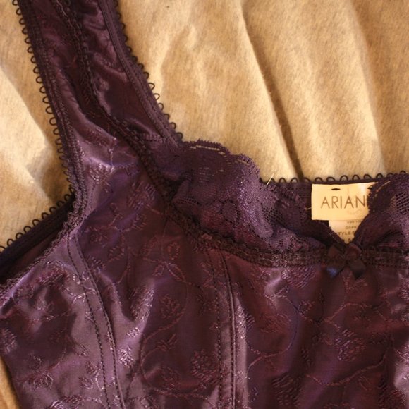 Purple lace camisole - Picture 3 of 3
